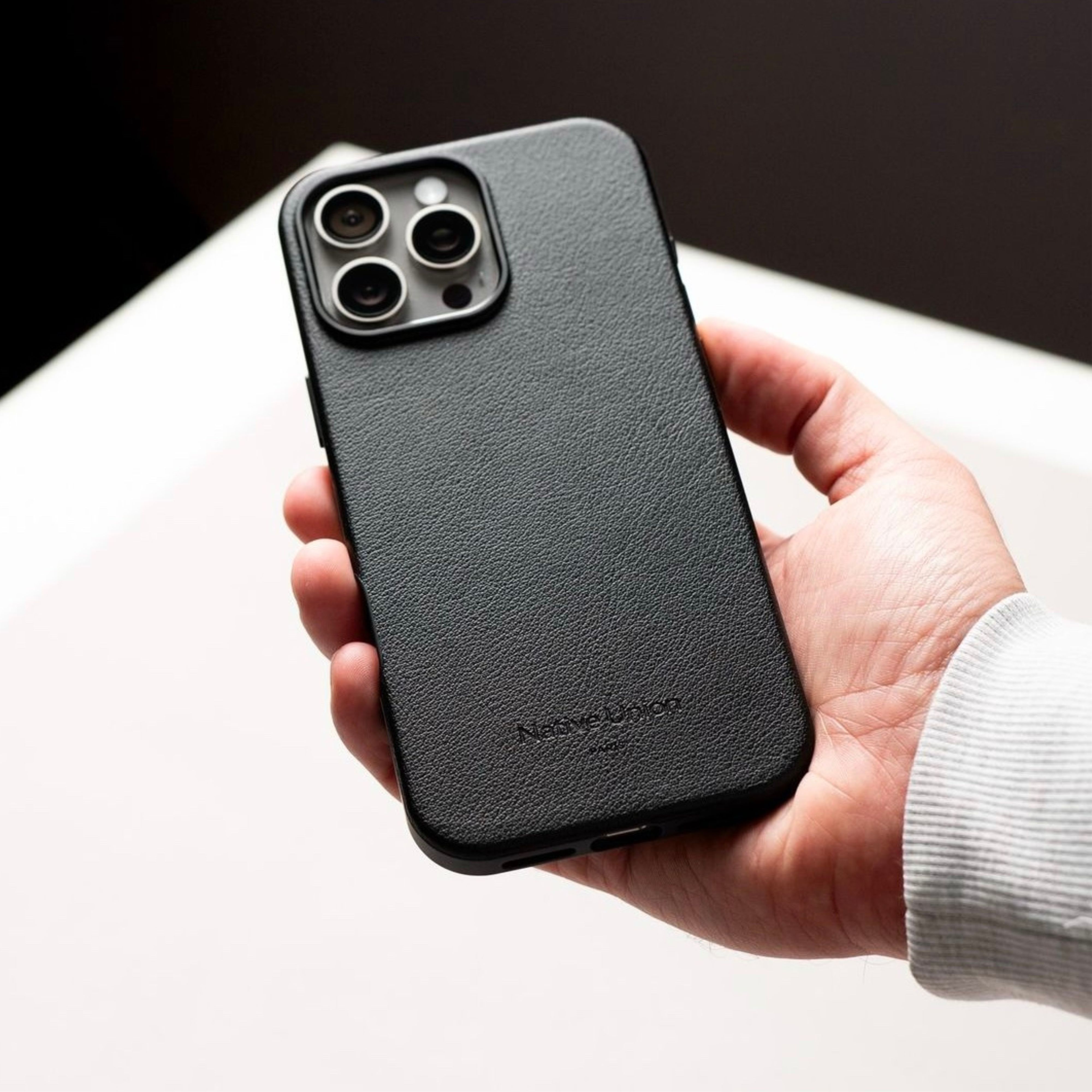 Active Case Black Features